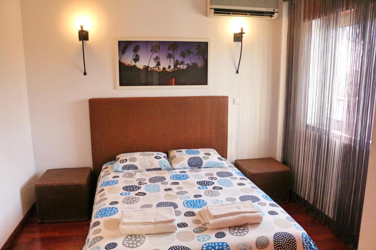 Manawa Camp Bed and Breakfast Costa de Caparica Eksteriør billede