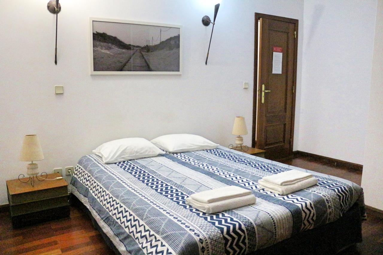 Manawa Camp Bed and Breakfast Costa de Caparica Eksteriør billede