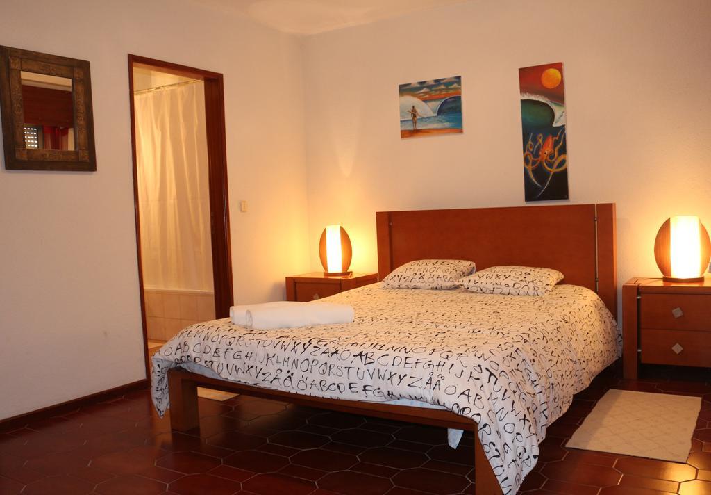Manawa Camp Bed and Breakfast Costa de Caparica Værelse billede